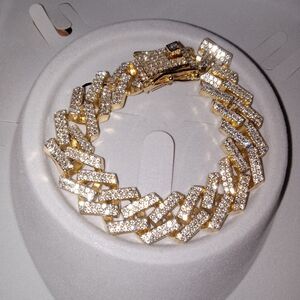 Elegant Gold and Silver Women's Bracelet